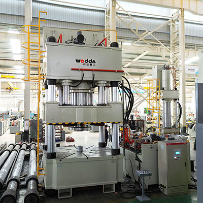 1750噸(dun)封頭液(ye)壓機_封(feng)頭拉伸(shēn)液壓機(jī)