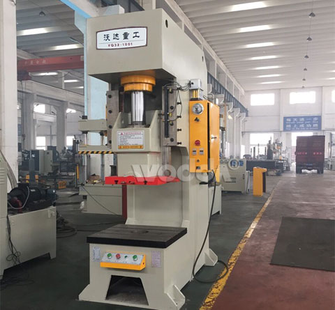 單臂(bì)液壓沖床(chuang)