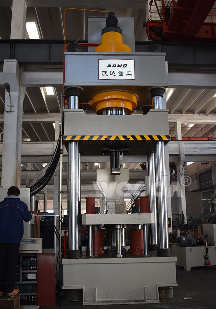 800噸(dun)飼料磚(zhuan)塊機