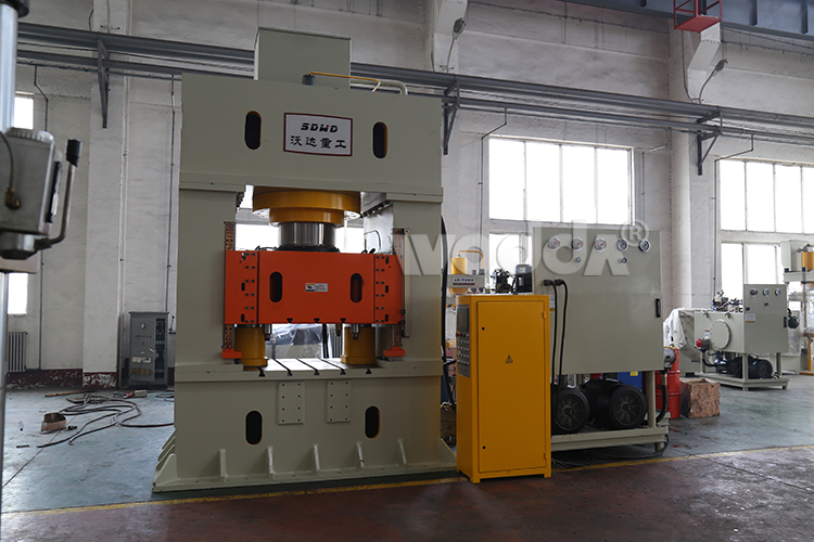 框架(jià)導軌式液壓機(jī)