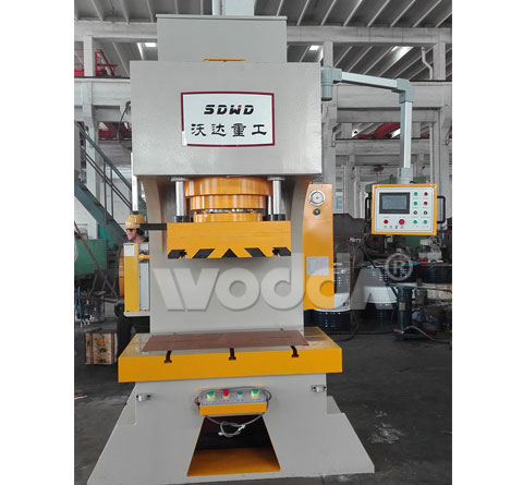 315T液壓(yā)沖床