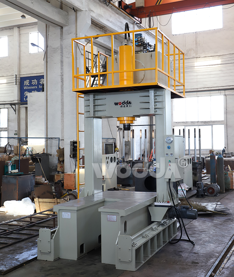 框架式(shì)龍門液壓機(jī)