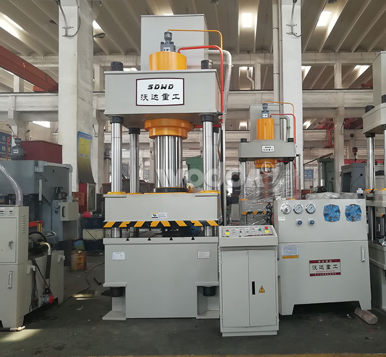 315噸四柱(zhu)液壓機(jī)