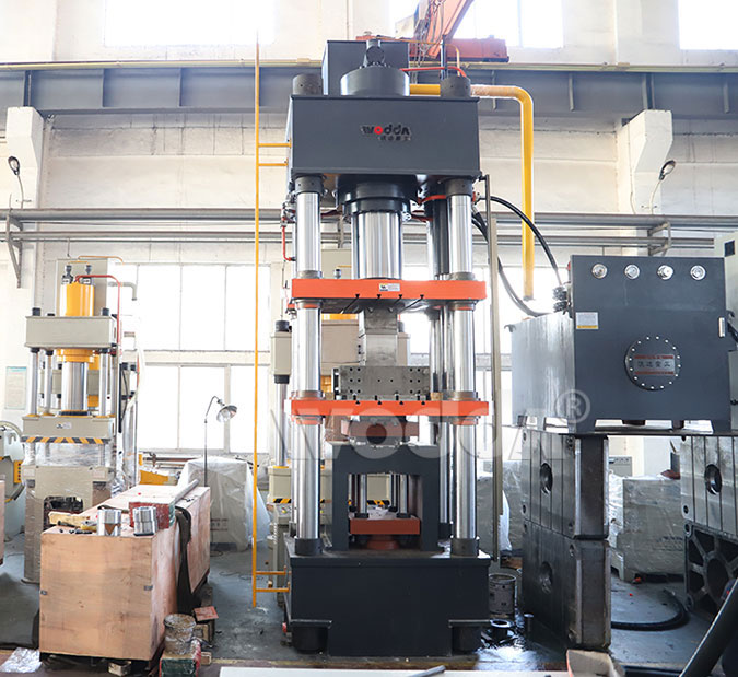 630噸匣(xia)缽成型液(yè)壓機