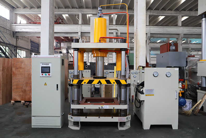 電磁爐隔(ge)熱圈液壓(ya)機