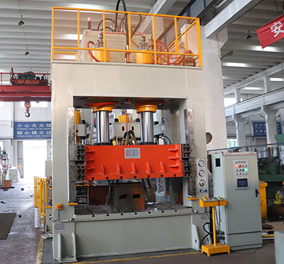 框架(jia)式液壓機