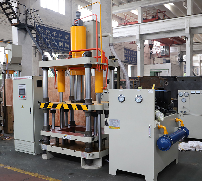 電磁(cí)爐隔熱圈液壓機(jī)