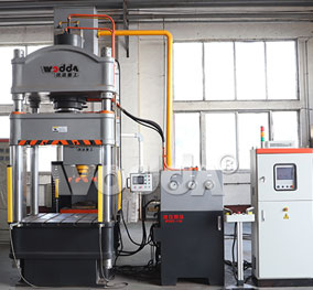 200噸三梁四柱(zhu)液壓機