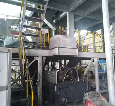 坩埚成(chéng)型生産(chǎn)線3