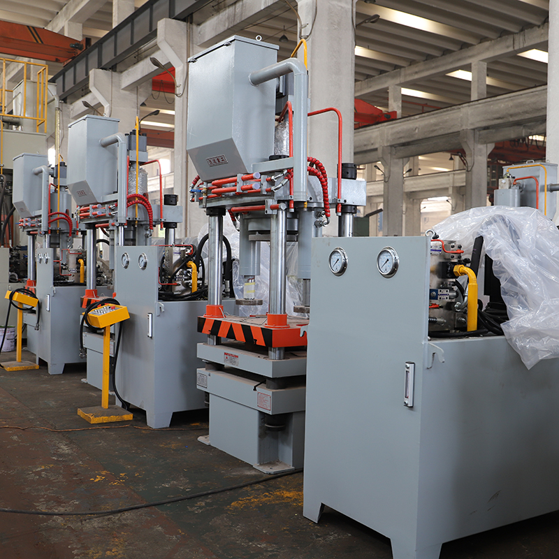 漁網(wǎng)墜壓制(zhì)成型液(ye)壓機