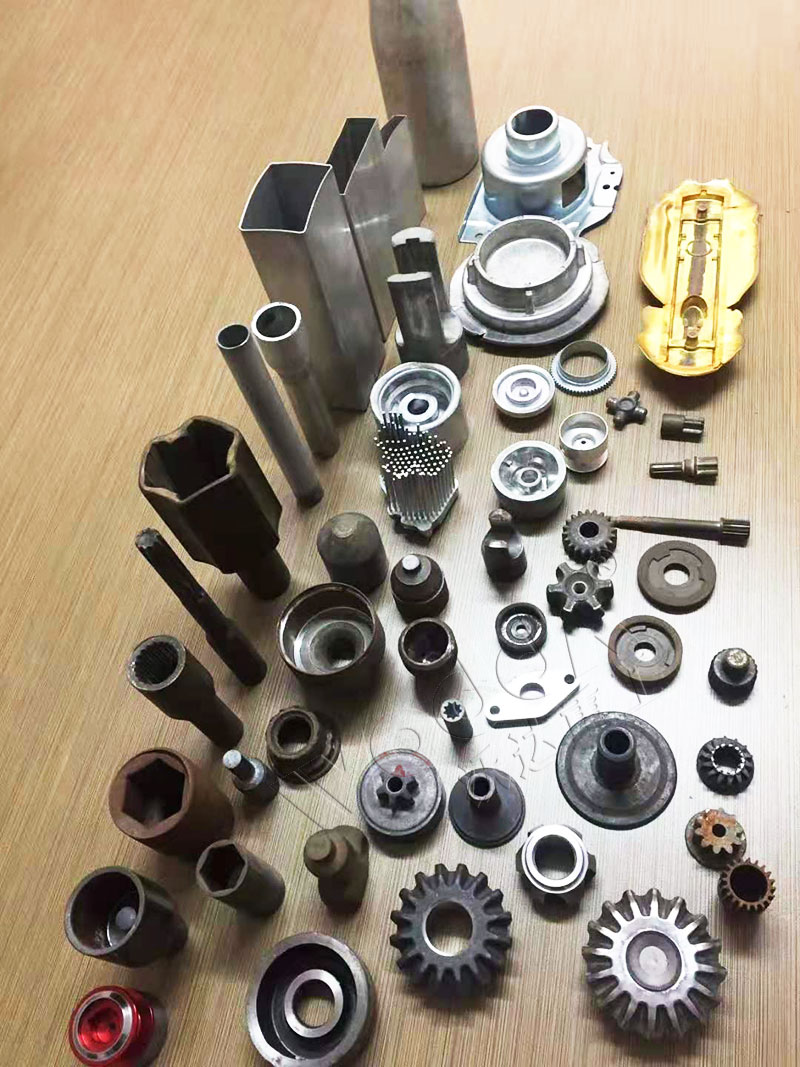 三梁四柱液壓機(ji)