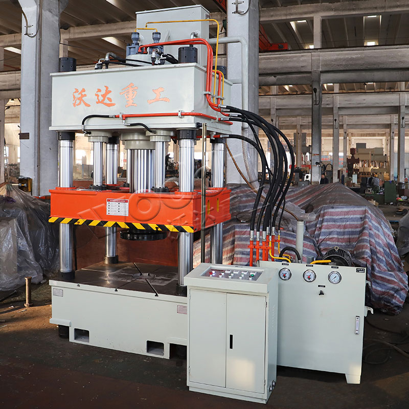 封頭拉伸(shen)成型液壓機(ji) 封頭拉伸成(cheng)型液壓機