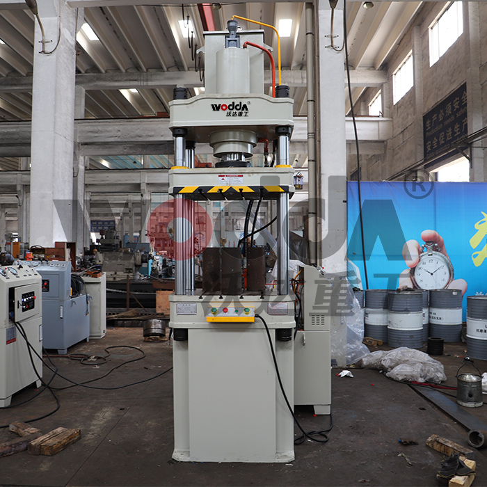 拉伸(shen)液壓機 拉伸(shen)液壓機