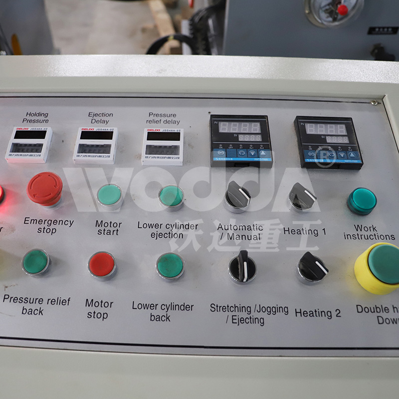 400噸(dūn)四柱液壓機(jī)價格 400噸四柱(zhù)液壓機價格(ge)