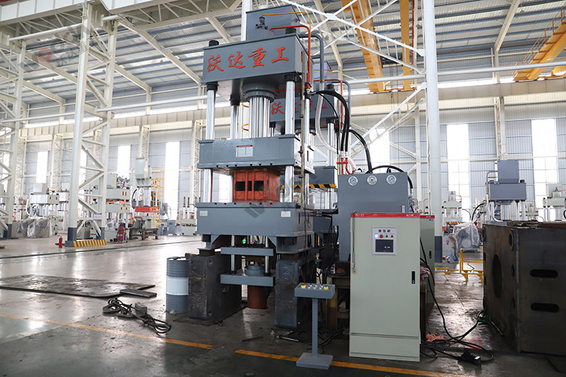 315噸(dun)不鏽鋼拉伸液壓(ya)機 315噸不鏽鋼拉伸(shēn)液壓機