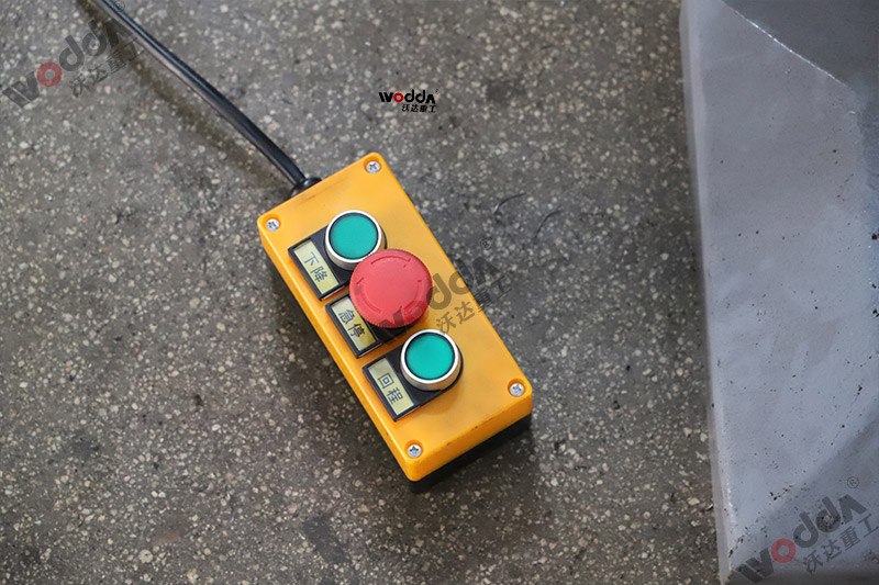 500噸拉(lā)伸液壓機急停控(kòng)制按鈕 500噸拉伸液(ye)壓機急停控制按(an)鈕