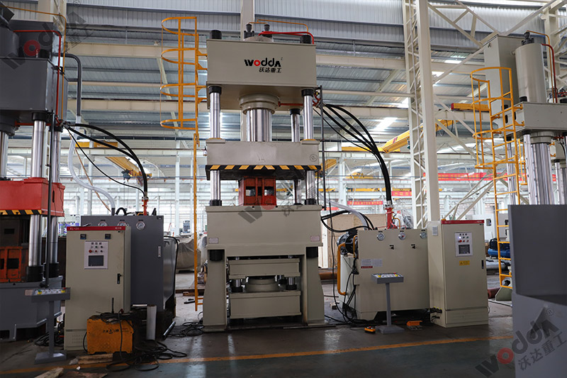 500噸拉伸液(ye)壓機 500噸拉伸(shen)液壓機