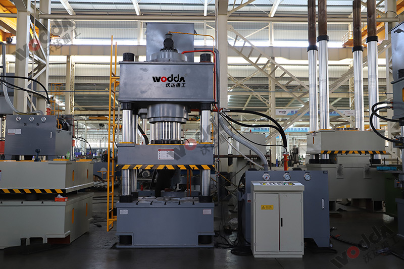 630噸拉(la)伸液壓機 630噸(dun)拉伸液壓機(ji)