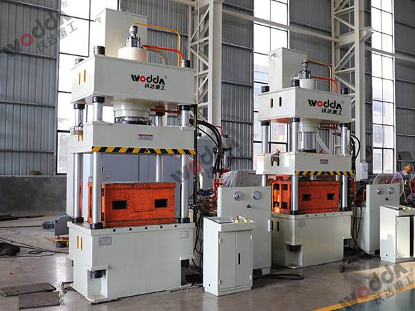 200噸拉(la)伸液壓機 200噸(dun)拉伸液壓機(jī)