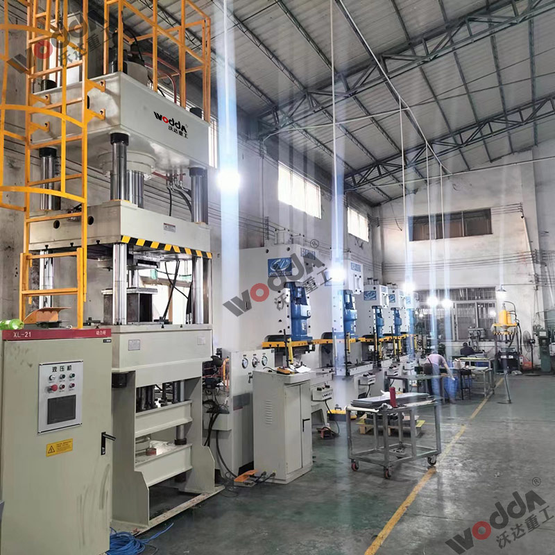 500T液(yè)壓拉伸(shēn)機