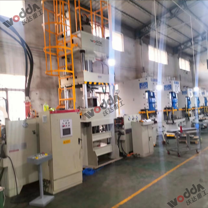 500T液壓(ya)拉伸機(ji)