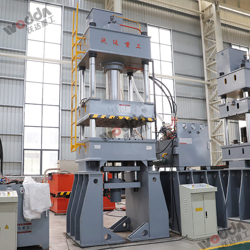 315噸液(ye)壓拉伸機 315噸(dun)液壓拉伸機(jī)