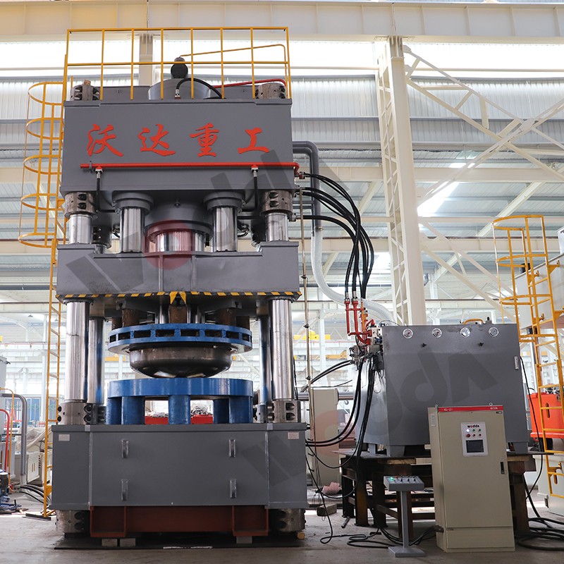 封頭(tou)液壓機