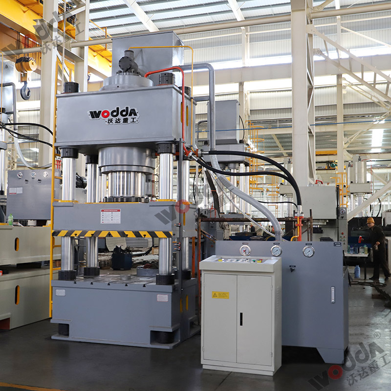 630噸四柱(zhù)拉伸液壓(ya)機 630噸四柱(zhù)拉伸液壓(yā)機