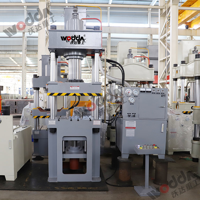 200噸拉(la)伸液壓機 200噸(dūn)拉伸液壓機(jī)