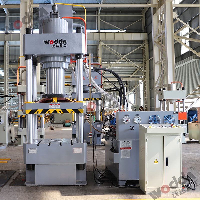 315噸拉伸液(ye)壓機(帶下頂缸(gāng)) 315噸拉伸液壓機(ji)(帶下頂缸)