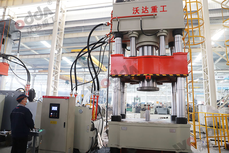 800噸封(fēng)頭拉伸液壓(yā)機 800噸封頭拉(la)伸液壓機