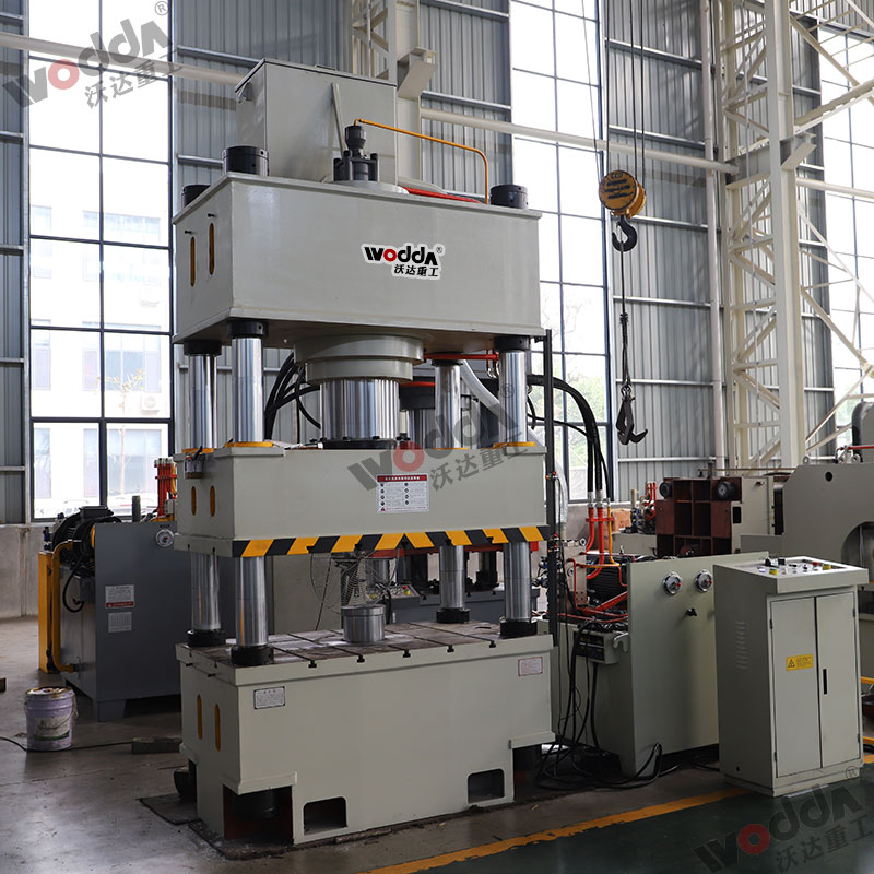 400噸不(bu)鏽鋼水箱闆(pǎn)拉伸液壓機(ji) 400噸不鏽鋼水(shui)箱闆拉伸液(ye)壓機