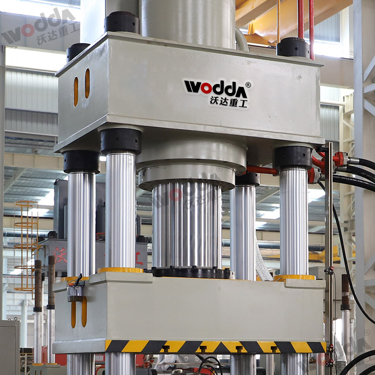 500噸拉伸液壓(yā)機(四柱) 500噸拉(lā)伸液壓機(四(si)柱)