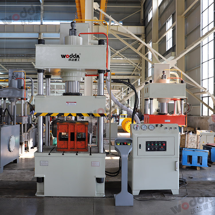 200噸拉(la)伸機 200噸拉(lā)伸機