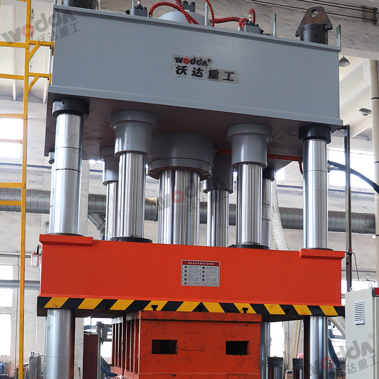 630噸封頭液壓(yā)機(主缸、壓邊(biān)缸) 630噸封頭液(yè)壓機(主缸、壓(yā)邊缸)