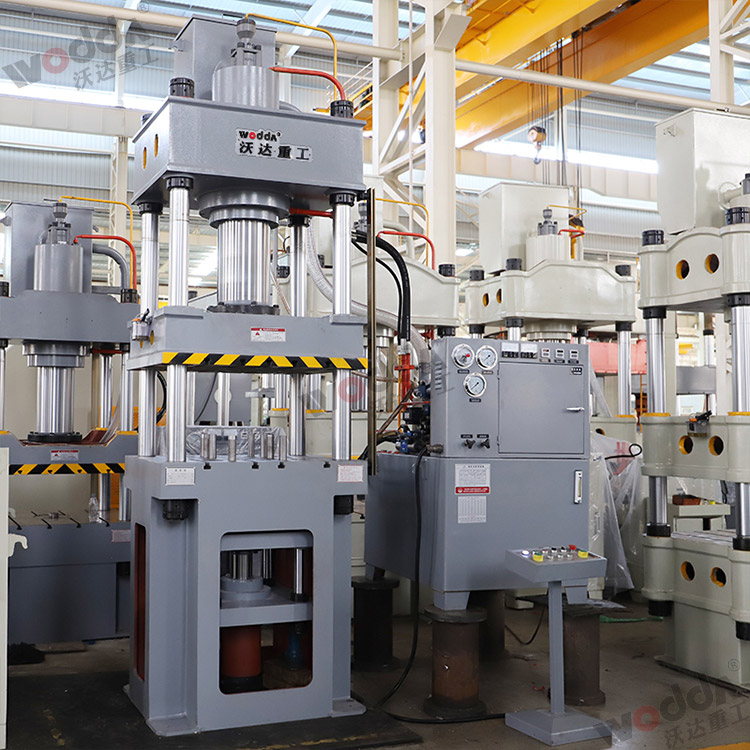 200噸(dun)多頂杆拉伸液(yè)壓機(圖2) 200噸多頂(dǐng)杆拉伸液壓機(ji)(圖2)