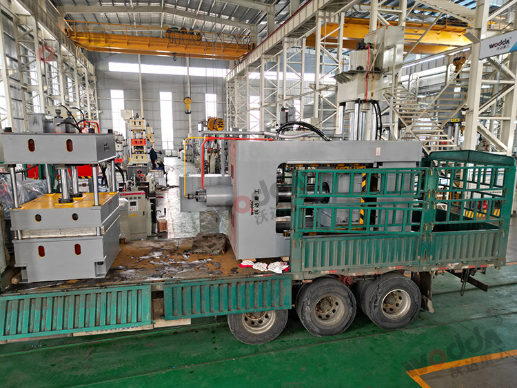 200噸框(kuàng)架壓力(li)機發貨(huò) 200噸框架(jià)壓力機(jī)發貨