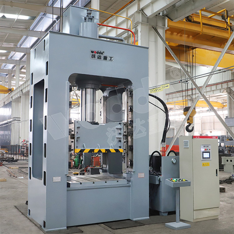 250噸框架(jia)式拉伸液(yè)壓機(圖2).jpg 250噸(dun)框架式拉(lā)伸液壓機(ji)(圖2).jpg