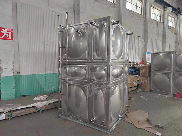 方形不(bú)鏽鋼水箱 方形(xing)不鏽鋼水箱