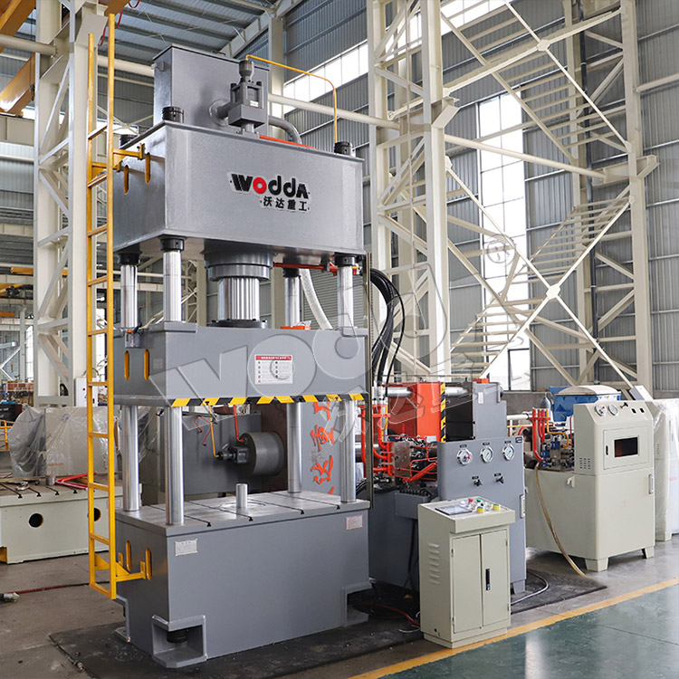 200噸下頂(dǐng)缸式拉伸(shen)機 200噸下頂(ding)缸式拉伸(shen)機