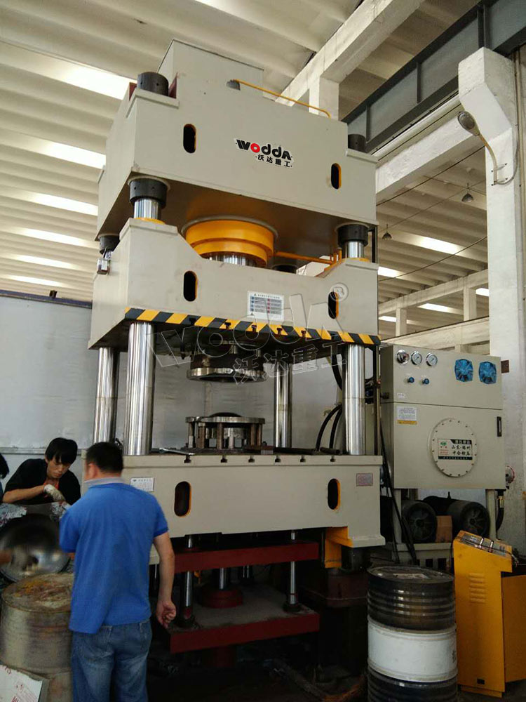 500T液壓墊封(feng)頭拉伸液(yè)壓機 500T液壓(ya)墊封頭拉(lā)伸液壓機(ji)