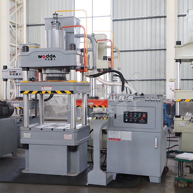 金屬冷壓(yā)成型液壓機(ji)