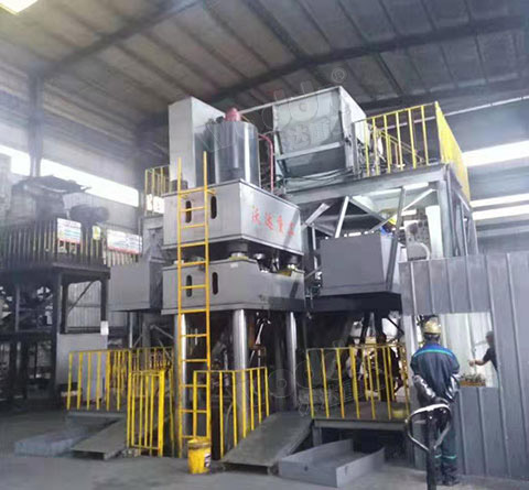 石墨坩(gan)埚液壓(ya)機