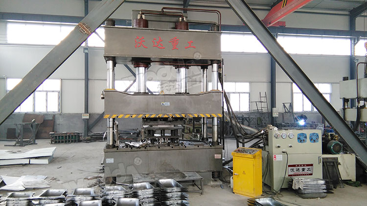 不鏽鋼(gang)水槽拉(lā)伸液壓(yā)機