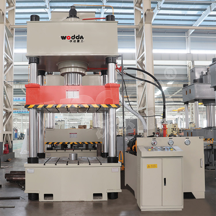 四柱拉(la)伸液壓機 四(sì)柱拉伸液壓(yā)機