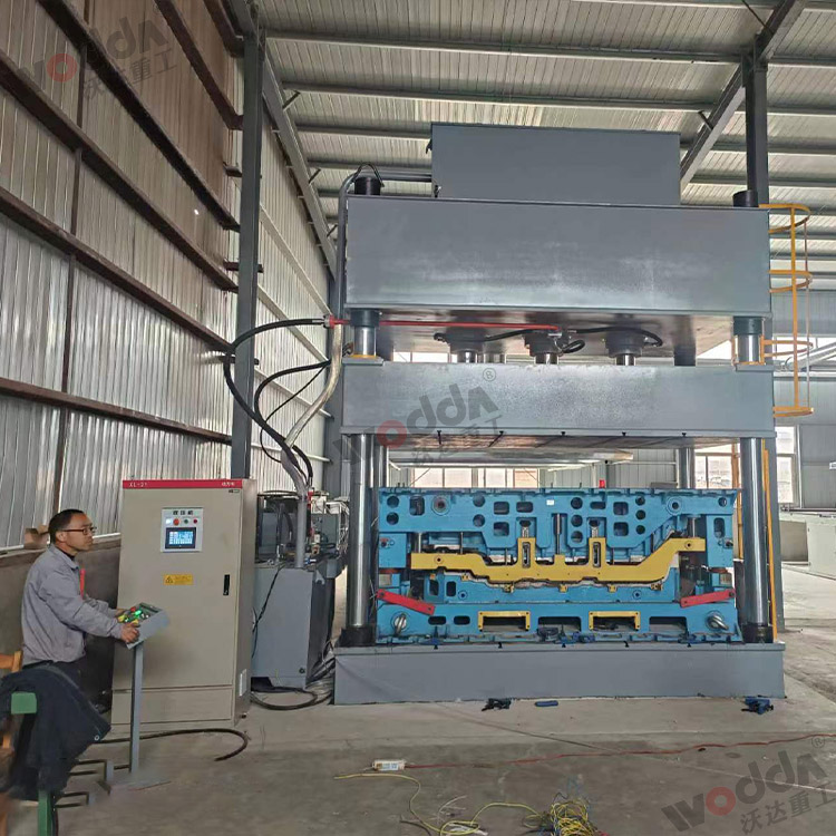 315噸汽車内(nèi)飾件液壓(yā)機 315噸汽車(che)内飾件液(ye)壓機