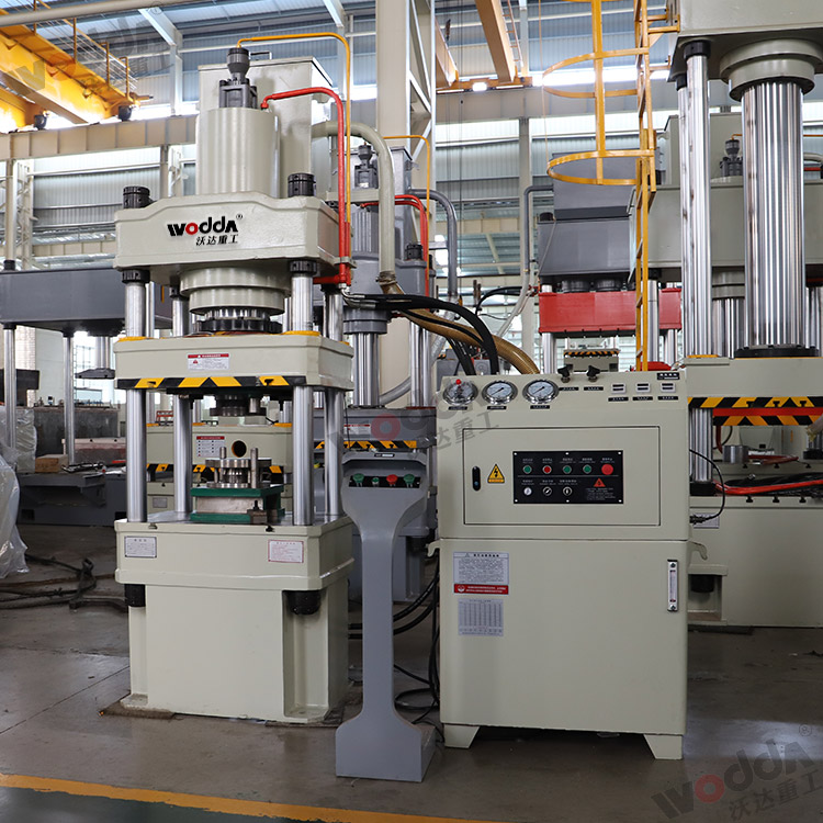 200噸下頂缸式(shi)拉伸液壓機(ji)