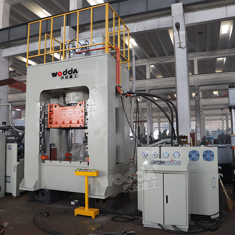 500T框架式液(yè)壓機 500T框架式液(ye)壓機