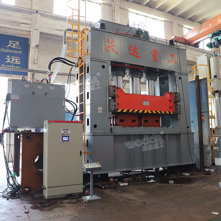 1000框(kuàng)架式壓力機