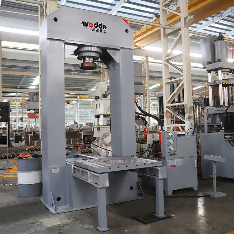 315噸(dun)龍門式電機軸承(chéng)壓裝液壓機 315噸龍(lóng)門式電機軸承壓(yā)裝液壓機